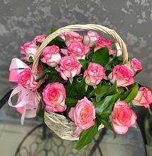 Цветочная композиция из Розы в корзине в Мигулинской