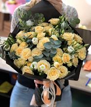 Букет цветов из:  Розы и Лизиантусы в Мигулинской